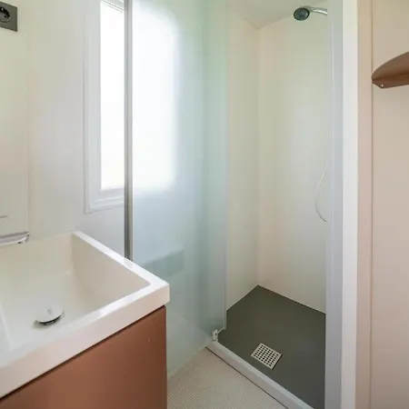 Gemuetliches Mobilhaus Am Wallersee Casa vacanze Bayerham