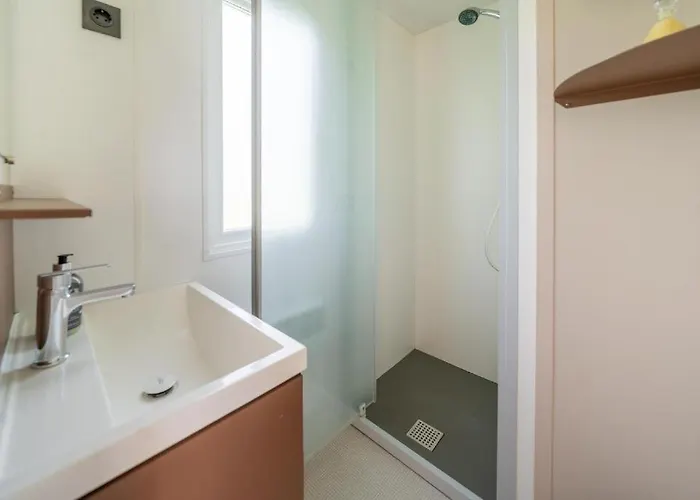 Gemuetliches Mobilhaus Am Wallersee Casa vacanze Bayerham